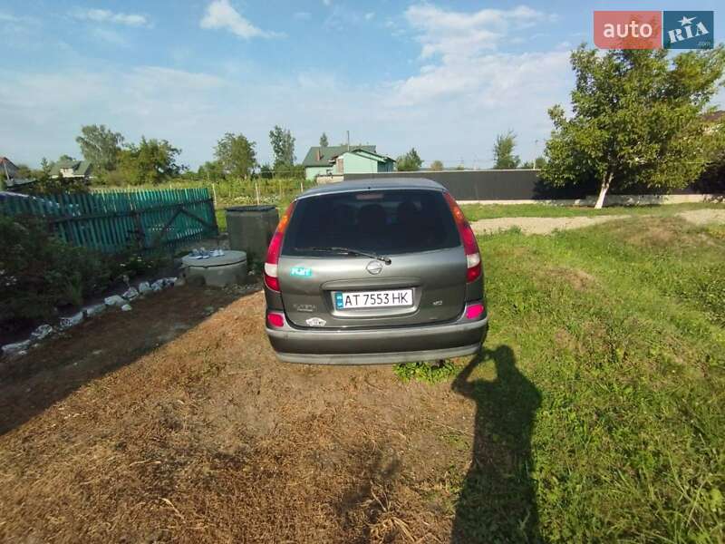 Минивэн Nissan Almera Tino 2006 в Калуше