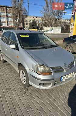 Мінівен Nissan Almera Tino 2003 в Краматорську