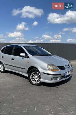 Минивэн Nissan Almera Tino 2001 в Шептицькому