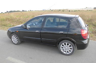 Хэтчбек Nissan Almera 2004 в Житомире