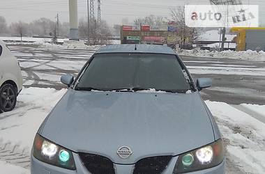 Седан Nissan Almera 2005 в Киеве