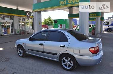 Седан Nissan Almera 2005 в Львове