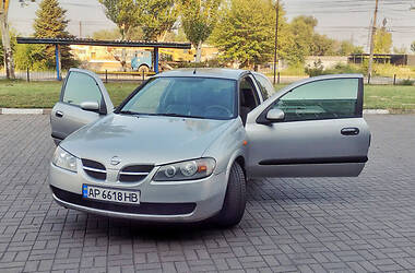 Хэтчбек Nissan Almera 2003 в Запорожье