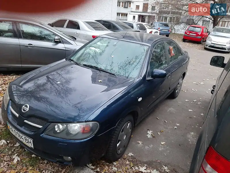 Nissan Almera