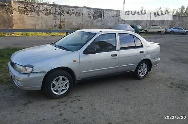 Седан Nissan Almera 1997 в Одессе