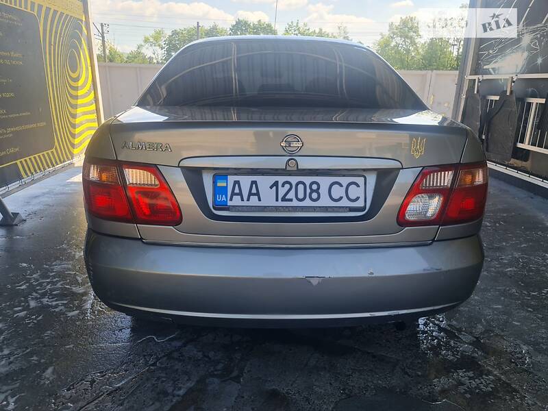 Седан Nissan Almera 2006 в Ірпені