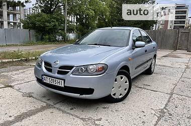 Седан Nissan Almera 2004 в Ивано-Франковске