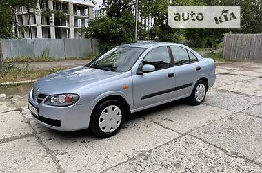 Седан Nissan Almera 2004 в Ивано-Франковске