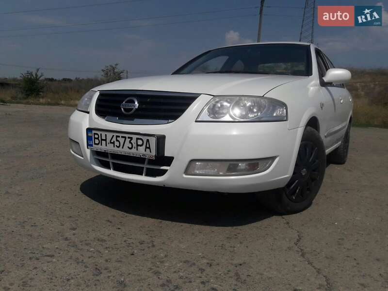 Седан Nissan Almera 2012 в Одесі