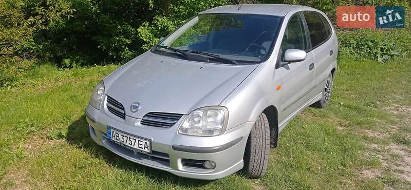 Хэтчбек Nissan Almera 2006 в Виннице