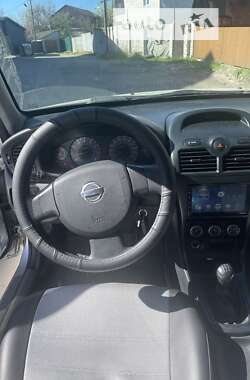 Седан Nissan Almera 2012 в Броварах