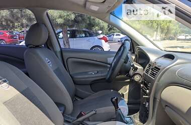 Седан Nissan Almera 2011 в 