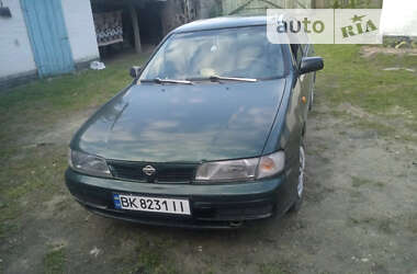 Седан Nissan Almera 1996 в Збаражі