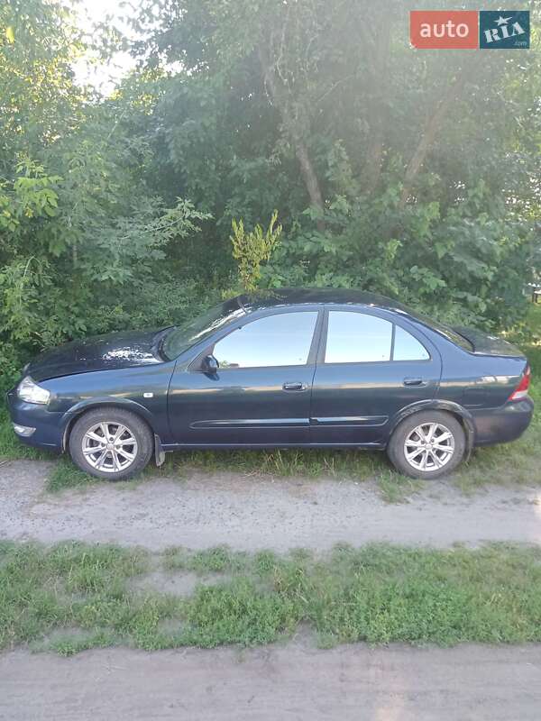 Седан Nissan Almera 2006 в Києві