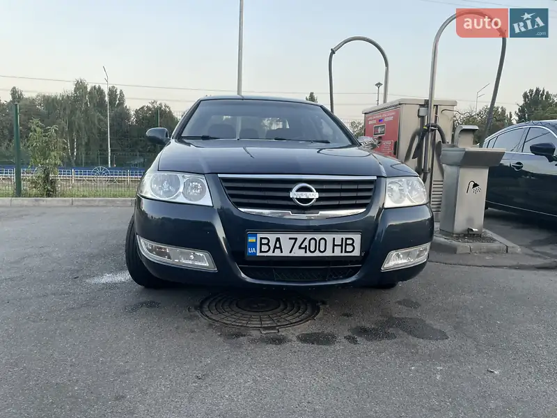 Nissan Almera 2008