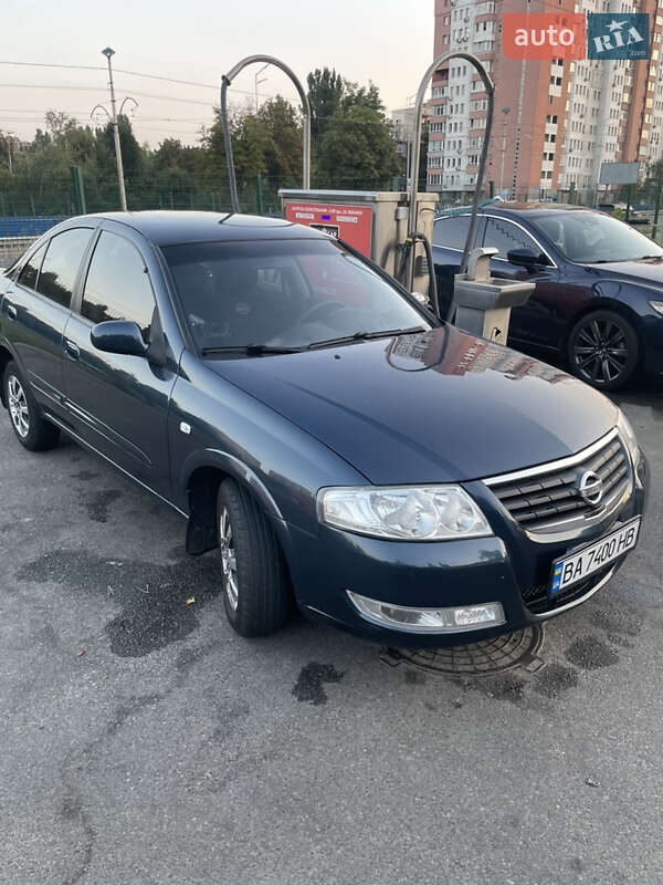 Седан Nissan Almera 2008 в Олександрії
