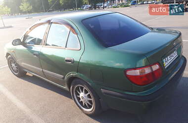 Седан Nissan Almera 2001 в Киеве