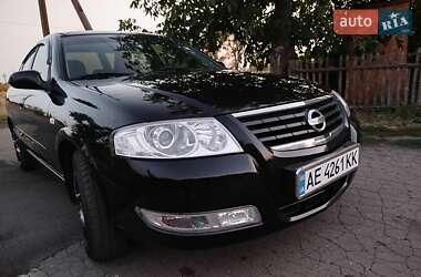 Седан Nissan Almera 2011 в Покровске