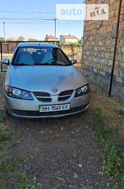 Хэтчбек Nissan Almera 2004 в Латовке