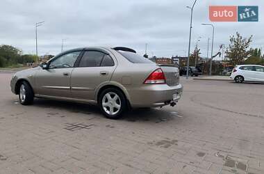 Седан Nissan Almera 2010 в Киеве