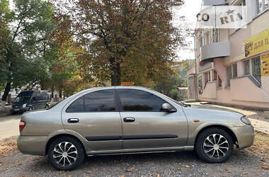 Седан Nissan Almera 2006 в Ромнах