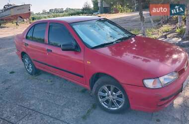 Седан Nissan Almera 1996 в 