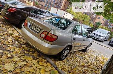 Седан Nissan Almera 2006 в Дніпрі