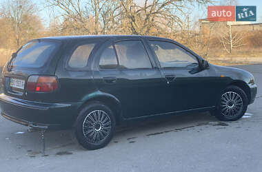 Седан Nissan Almera 1996 в Березному