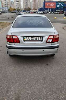 Седан Nissan Almera 2001 в Киеве