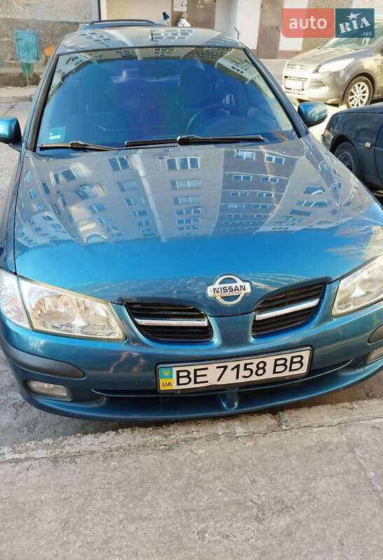 Седан Nissan Almera 2002 в Южноукраїнську