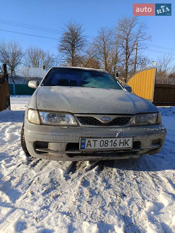 Седан Nissan Almera 1999 в Заболотове