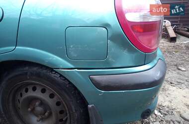 Хетчбек Nissan Almera 2000 в Харкові