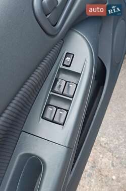 Седан Nissan Almera 2006 в 
