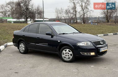 Седан Nissan Almera 2011 в Киеве