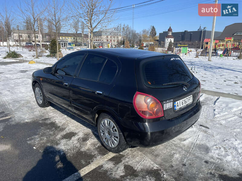 Хетчбек Nissan Almera 2005 в Вишгороді