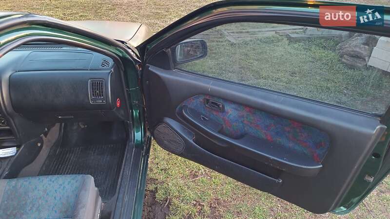 Хетчбек Nissan Almera 1996 в Одесі