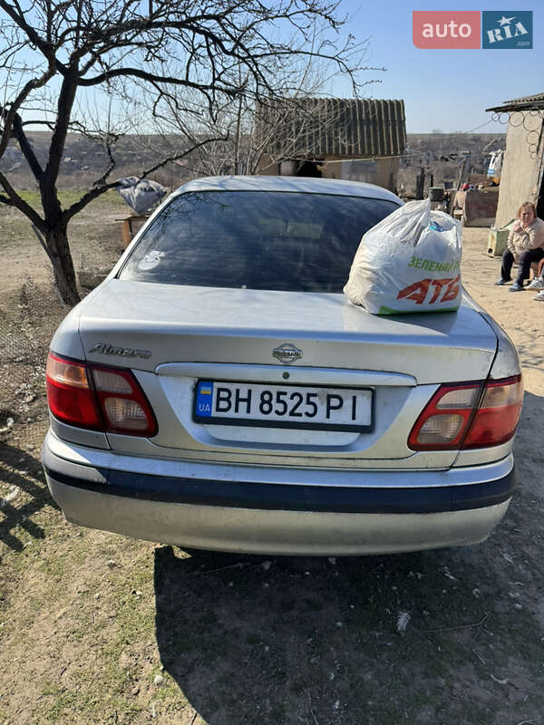 Седан Nissan Almera 2000 в Одесі