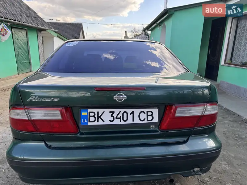 Nissan Almera