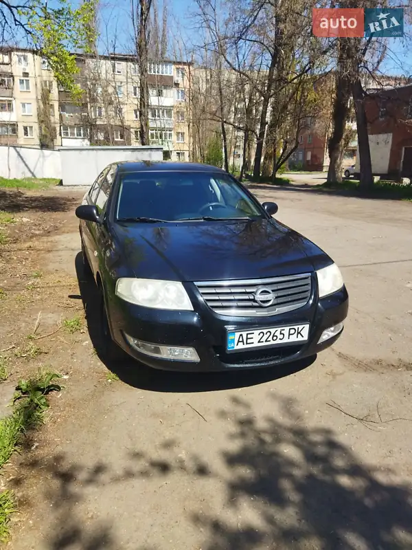 Nissan Almera