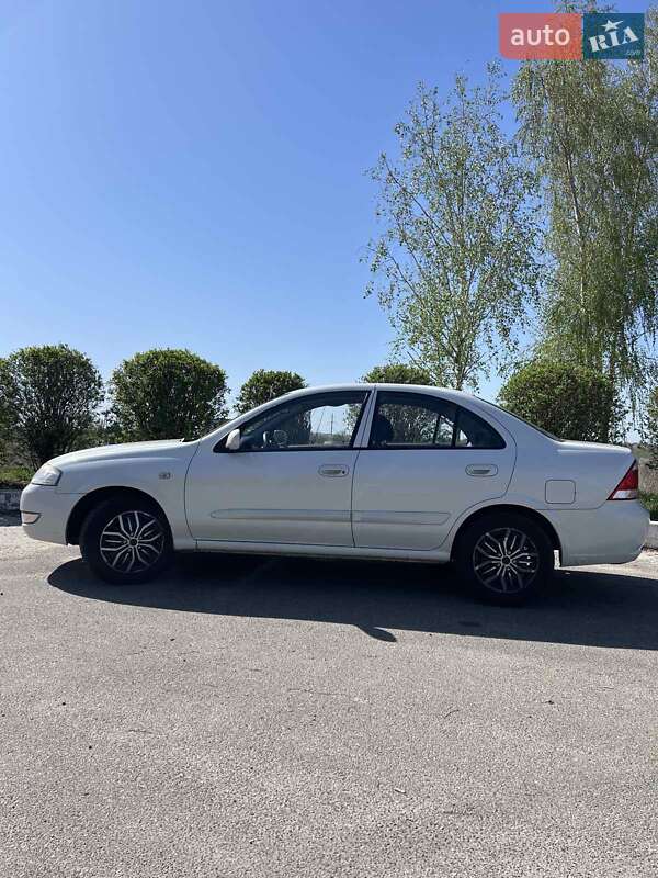 Седан Nissan Almera 2011 в Киеве фото 2 Седан Nissan Almera 2011 в Киеве