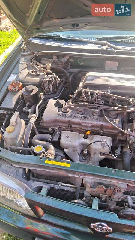 Хэтчбек Nissan Almera 1997 в Славуте