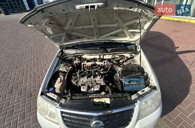 Седан Nissan Almera 2011 в 