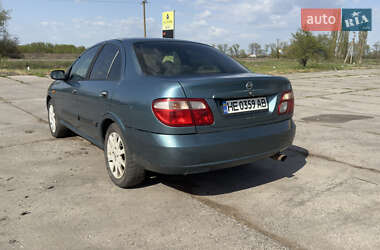 Седан Nissan Almera 2002 в 