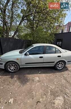 Седан Nissan Almera 2002 в Львові