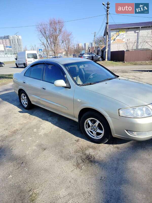 Седан Nissan Almera 2007 в Києві