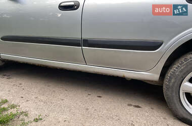 Седан Nissan Almera 2003 в 