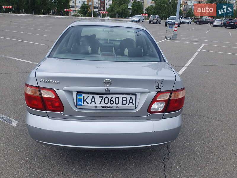 Седан Nissan Almera 2003 в Києві
