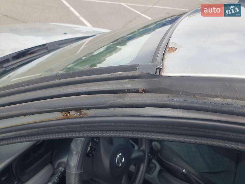 Седан Nissan Almera 2003 в Києві
