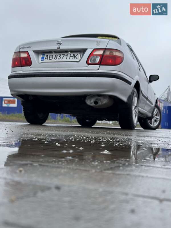 Седан Nissan Almera 2002 в Вінниці