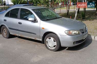 Седан Nissan Almera 2003 в Киеве